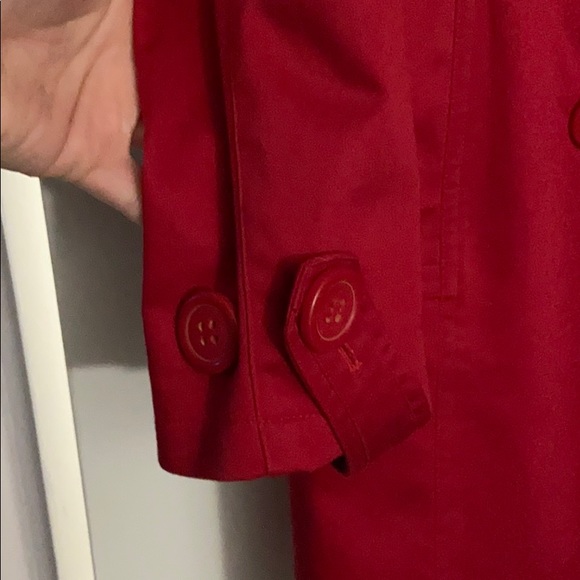 Red Coat - Picture 4 of 6